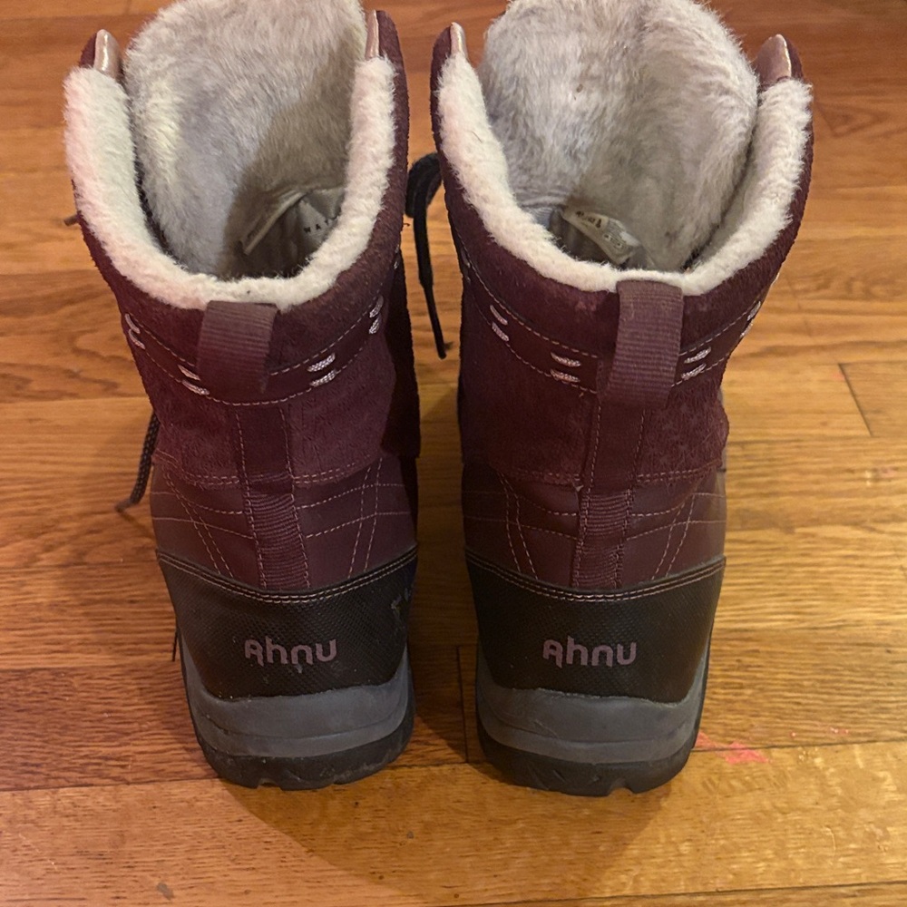 Ahnu Twain Harte leather Insulated Waterproof Winter Hiking Boots - Picture 9 of 12